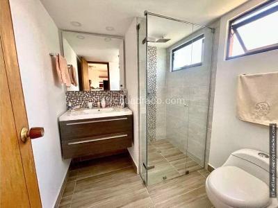 Apartamento en arriendo en Lalinde, Medellín · foto 6 de 12