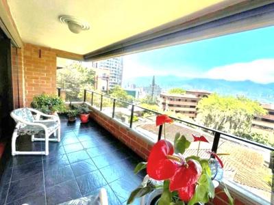 Apartamento en arriendo en Lalinde, Medellín · foto 8 de 12