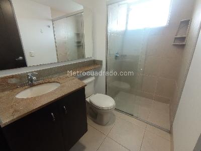 Apartamento de 2 alcobas en arriendo en Los Balsos Ii, Medellín, 86 m² · foto 11 de 15
