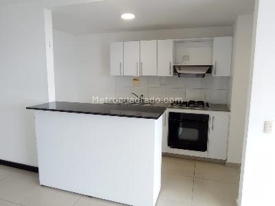 Apartamento de 2 alcobas en arriendo en Los Balsos Ii, Medellín, 86 m² · foto 3 de 15