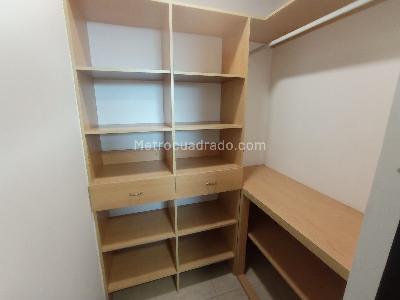 Apartamento de 2 alcobas en arriendo en Los Balsos Ii, Medellín, 86 m² · foto 9 de 15