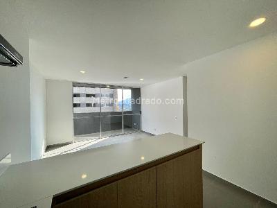 Apartamento de 2 alcobas en arriendo en Santa Fe, Medellín, 62 m² · foto 3 de 15