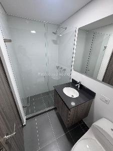 Apartamento de 3 alcobas en arriendo en La Asomadera 2, Medellín, 73 m² · foto 11 de 14