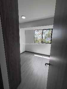 Apartamento de 3 alcobas en arriendo en La Asomadera 2, Medellín, 73 m² · foto 5 de 14
