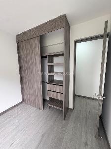 Apartamento de 3 alcobas en arriendo en La Asomadera 2, Medellín, 73 m² · foto 7 de 14