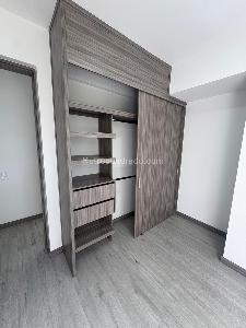 Apartamento de 3 alcobas en arriendo en La Asomadera 2, Medellín, 73 m² · foto 8 de 14
