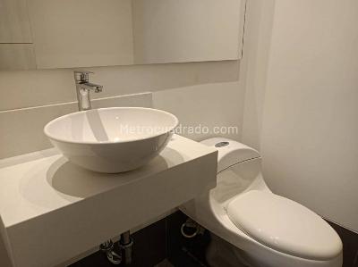 Apartaestudio en arriendo en Los Balsos N, Medellín, 60 m² · foto 12 de 13