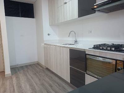 Apartaestudio en arriendo en Los Balsos N, Medellín, 60 m² · foto 8 de 13