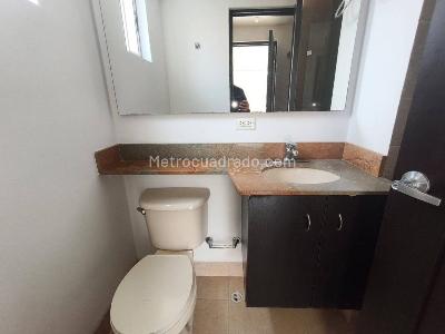 Apartaestudio en arriendo en Los Balsos Ii, Medellín, 56 m² · foto 10 de 14