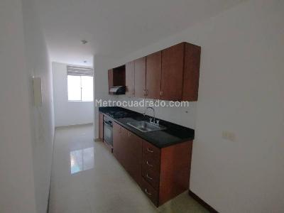 Apartamento de 3 alcobas en arriendo en Bolivariana, Medellín, 107 m² · foto 5 de 18