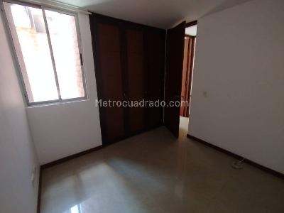 Apartamento de 3 alcobas en arriendo en Bolivariana, Medellín, 107 m² · foto 9 de 18
