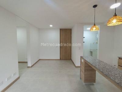 Apartamento de 3 alcobas en arriendo en Vegas De La Doctora, Sabaneta, 72 m² · foto 2 de 17