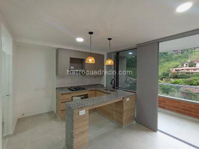 Apartamento de 3 alcobas en arriendo en Vegas De La Doctora, Sabaneta, 72 m² · foto 4 de 17