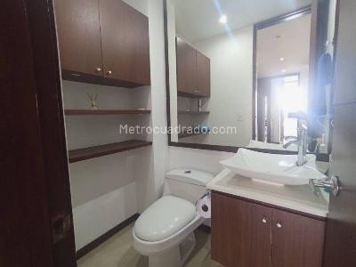 Apartaestudio en arriendo en El Tesoro, Medellín, 105 m² · foto 12 de 16