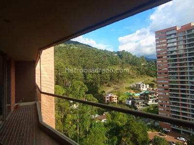 Apartaestudio en arriendo en El Tesoro, Medellín, 105 m² · foto 15 de 16