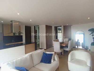 Apartaestudio en arriendo en El Tesoro, Medellín, 105 m² · foto 2 de 16