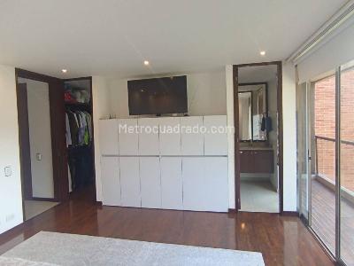 Apartaestudio en arriendo en El Tesoro, Medellín, 105 m² · foto 9 de 16