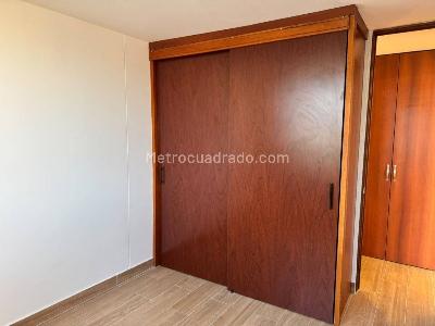 Apartamento de 3 alcobas en arriendo en La Aguacatala, Medellín, 87 m² · foto 10 de 17