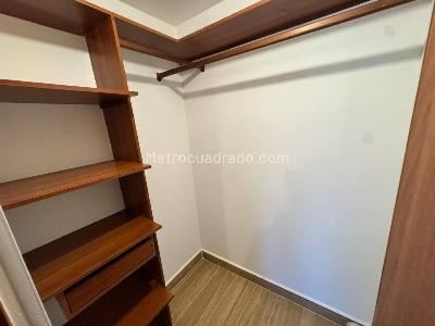 Apartamento de 3 alcobas en arriendo en La Aguacatala, Medellín, 87 m² · foto 11 de 17