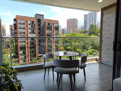 Apartamento de 2 alcobas en arriendo en Los Balsos N, Medellín, 95 m² · foto 13 de 15