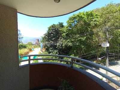 Apartamento de 3 alcobas en arriendo en Buenos Aires, Medellín, 125 m² · foto 19 de 20