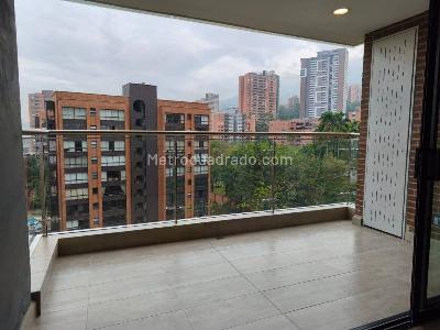 Apartamento de 2 alcobas en arriendo en Los Balsos N, Medellín, 95 m² · foto 15 de 17