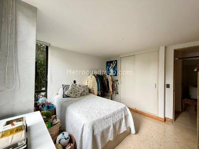 Apartamento de 3 alcobas en arriendo en Los Balsos N, Medellín, 170 m² · foto 12 de 15