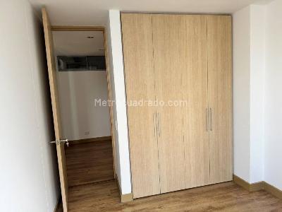 Apartamento de 3 alcobas en arriendo en Altos Del Poblado, Medellín, 100 m² · foto 12 de 18