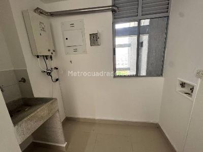 Apartamento de 3 alcobas en arriendo en Altos Del Poblado, Medellín, 100 m² · foto 18 de 18
