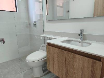 Apartamento de 3 alcobas en arriendo en El Chingui, Envigado, 90 m² · foto 15 de 18