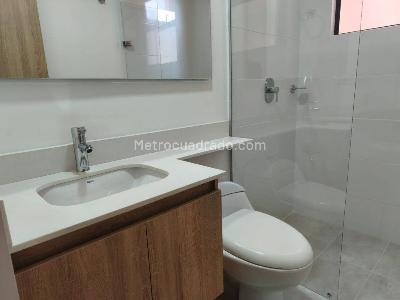 Apartamento de 3 alcobas en arriendo en El Chingui, Envigado, 90 m² · foto 16 de 18