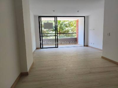 Apartamento de 3 alcobas en arriendo en El Chingui, Envigado, 90 m² · foto 2 de 18