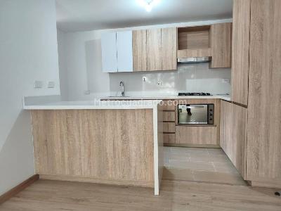 Apartamento de 3 alcobas en arriendo en El Chingui, Envigado, 90 m² · foto 5 de 18