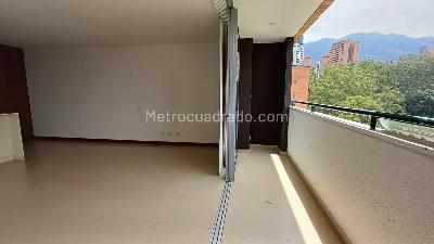 Apartamento de 1 alcoba en arriendo en Los Balsos N, Medellín, 67 m² · foto 3 de 13