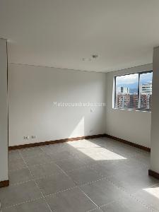 Apartaestudio en arriendo en Villa Carlota, Medellín, 42 m² · foto 4 de 9