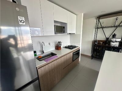 Apartamento de 3 alcobas en venta en Sabaneta Aves Maria, Sabaneta, 78 m² · foto 6 de 8