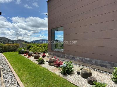 Casa de 5 alcobas en venta en Loma Escobero, Envigado, 700 m² · foto 4 de 15