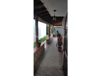 Casa de 5 alcobas en venta en San Joaquin, Rionegro, 300 m² · foto 8 de 11