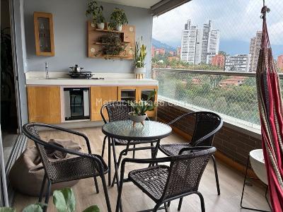 Apartamento de 2 alcobas en venta en El Diamante No. 2, Medellín, 128 m² · foto 2 de 10