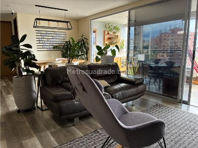 Apartamento de 2 alcobas en venta en El Diamante No. 2, Medellín, 128 m² · foto 3 de 10