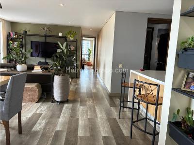 Apartamento de 2 alcobas en venta en El Diamante No. 2, Medellín, 128 m² · foto 4 de 10