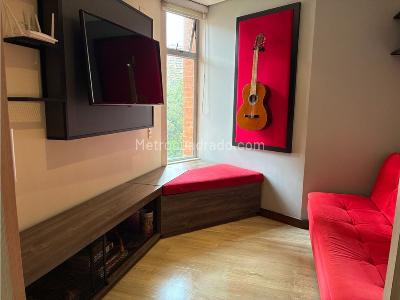Apartamento de 2 alcobas en venta en El Diamante No. 2, Medellín, 128 m² · foto 6 de 10