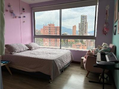 Apartamento de 2 alcobas en venta en El Diamante No. 2, Medellín, 128 m² · foto 7 de 10