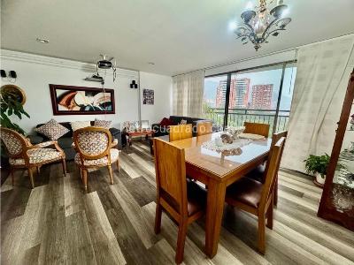 Apartamento de 3 alcobas en venta en Loma Escobero, Envigado, 124 m² · foto 4 de 14