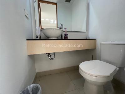 Apartaestudio en venta en El Diamante No. 2, Medellín, 53 m² · foto 2 de 6