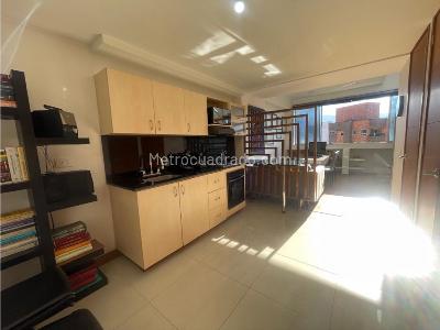 Apartaestudio en venta en El Diamante No. 2, Medellín, 53 m² · foto 3 de 6