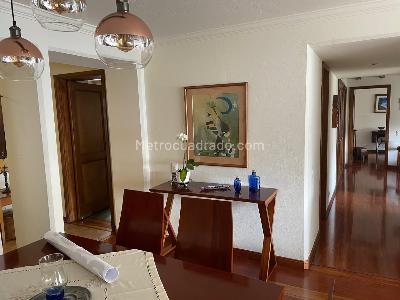 Apartamento de 3 alcobas en venta en Bella Suiza, Bogotá, 111 m² · foto 3 de 20