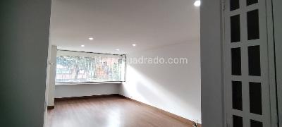 Apartamento en venta en Santa Barbara, Bogotá · foto 2 de 14