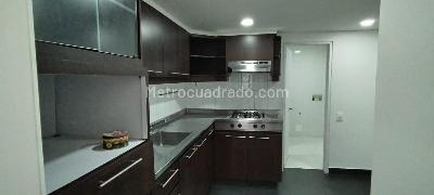 Apartamento en venta en Santa Barbara, Bogotá · foto 6 de 14
