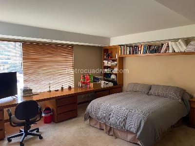 Apartamento de 5 alcobas en venta en Andino El Retiro, Bogotá, 416 m² · foto 4 de 15